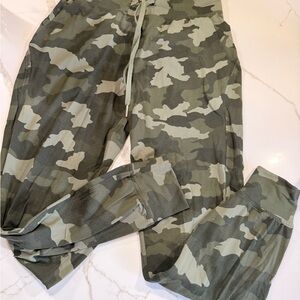 Lululemon Green Camouflage Jogger Pants